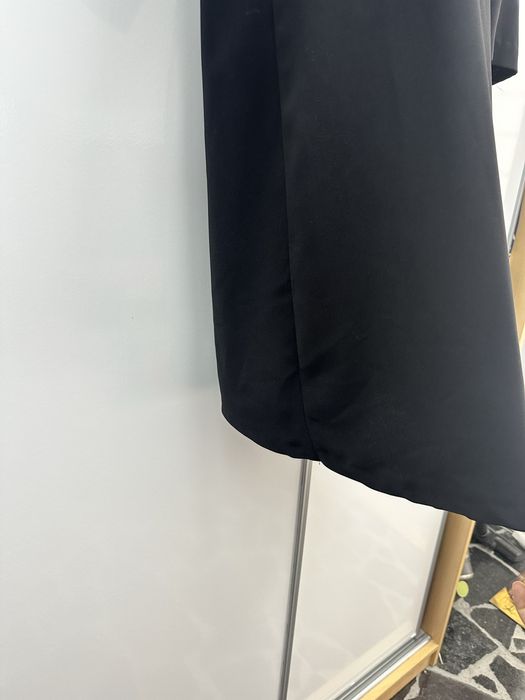 Rochie neagra Reserved asimetrica cu fermoar