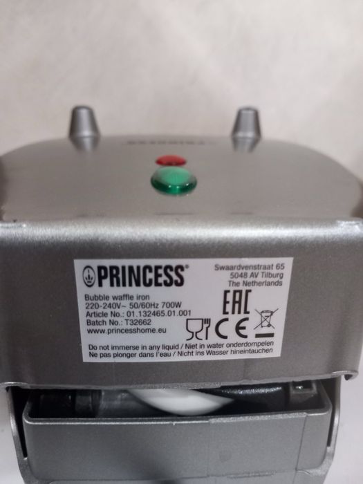 Уред за гофрети Princess