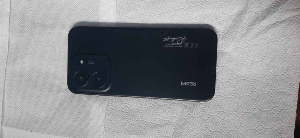 Vând telefon Xiaomi Redmi 15 C negru