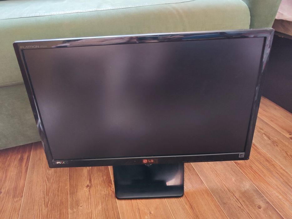 Продам монитор LG