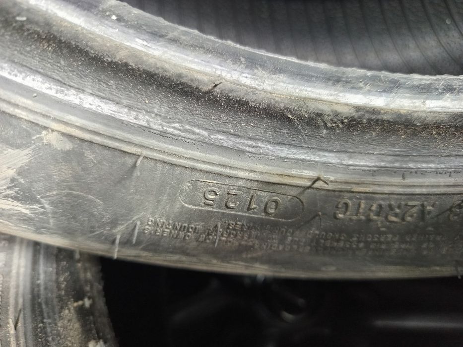 Продам пару 185 65 r 14