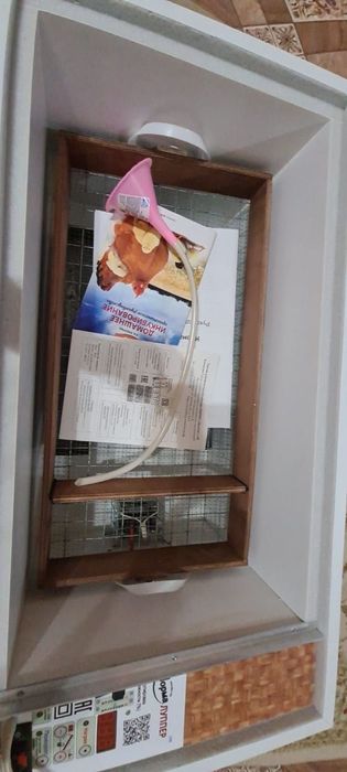 Продам инкубатор норма луппер на 72 куриных яиц