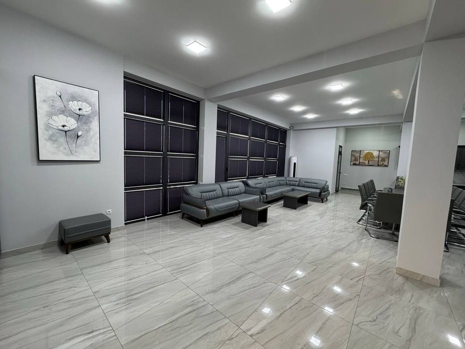 Аренда Офис на Мирзо Улугбек район Первая линия 110 кв Open Space
