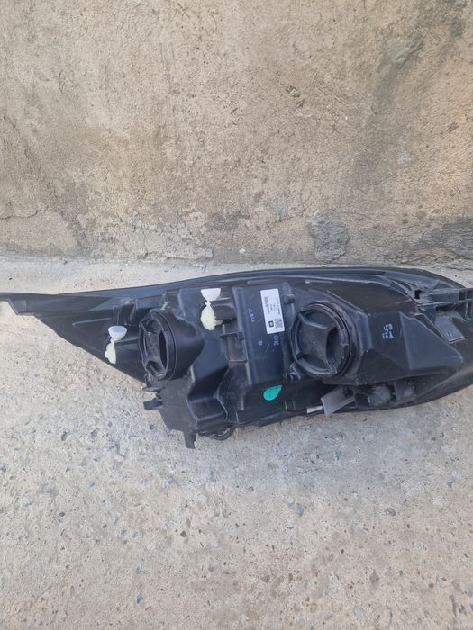 Шевралет ОНИКС фар