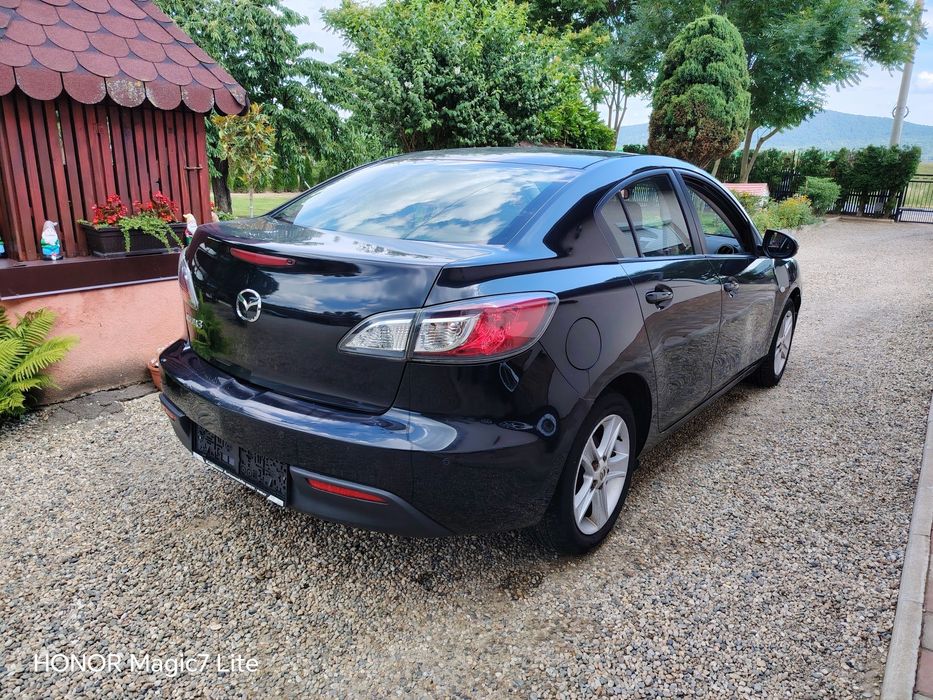 Mazda 3 Limousine 1.6 diesel euro 5 an 2010  dublu Climatronic