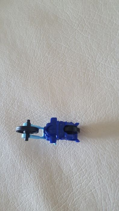 Играчка Мотоциклет Мотор От Киндер Сюрприз