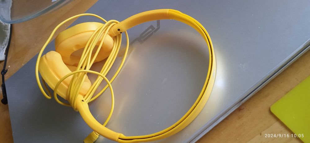 Наушники Air Astana