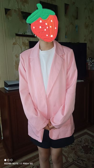 Женский пиджак..