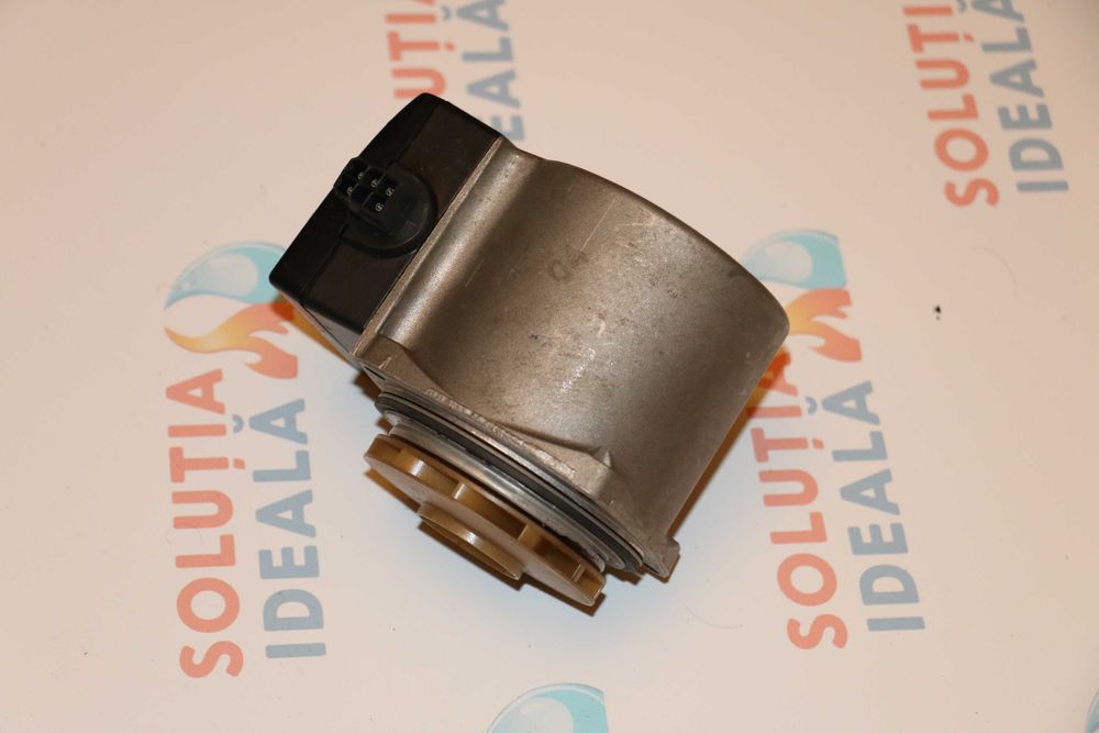 Pompa Grundfos UPS 15-50 CESA02 sau UPR 15-50 CESA02 centrala termica