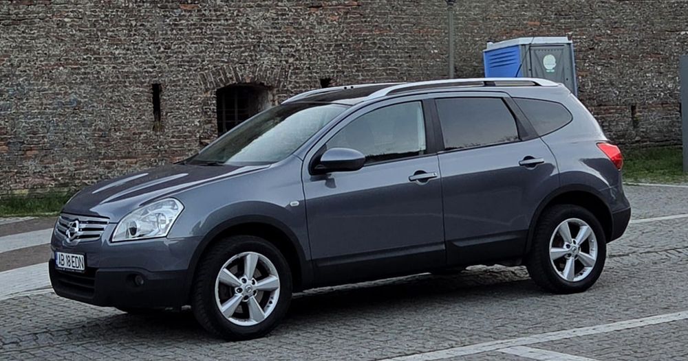 Nissan Qashqai   2.0  Diesel/An 2010/ 7 Locuri