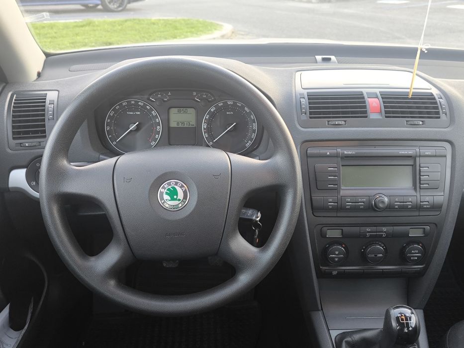 Skoda Octavia 2 1.4 mpi 87.000km