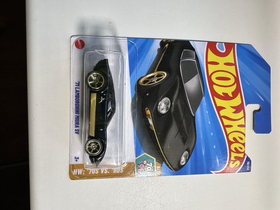 Hot Wheels 71 Lamborghini Miura SV