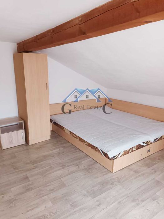 Дава се под наем Етаж от къща в Варна, Левски - 20 кв.м за 229.5 € - Снимка #1