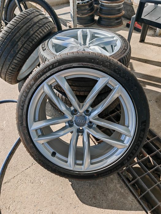 Jante  Audi R20 originale echipate cu anvelope Michelin /255 40 R20 /Anvelope de vară 6.5 mm