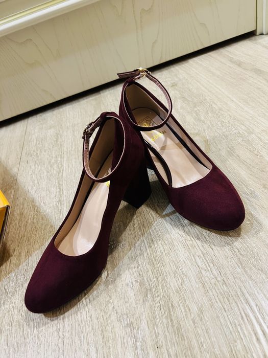 Tufli Каблук oyoq kiyim