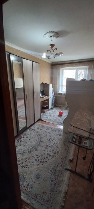 Продам шкаф спальный