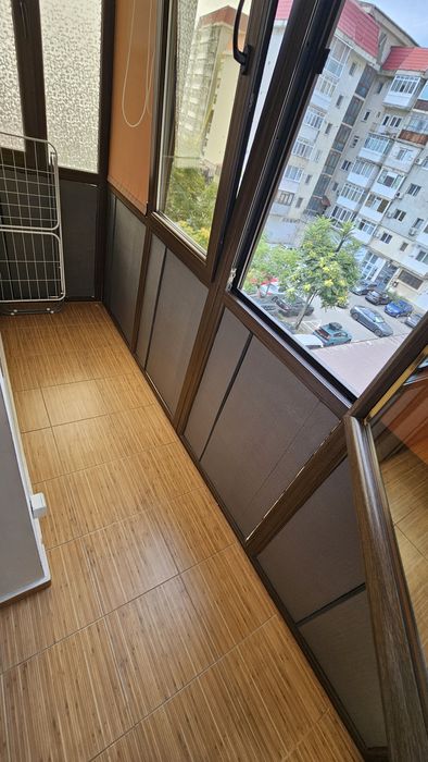 Apartament 2 camere, vis-a-vis de Ienachita Văcărescu