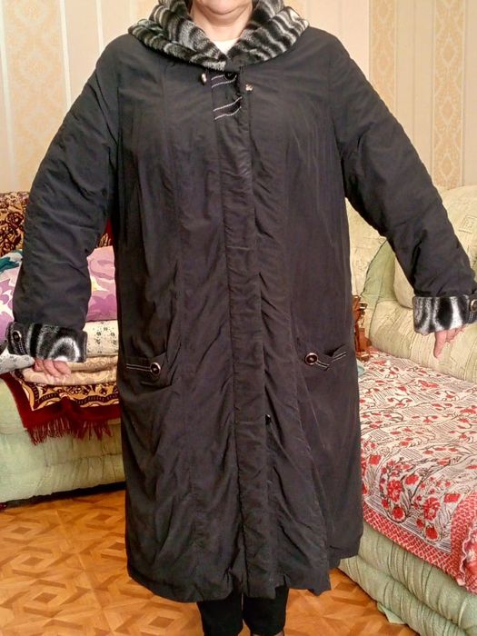 Пальто 60-62 размера.
