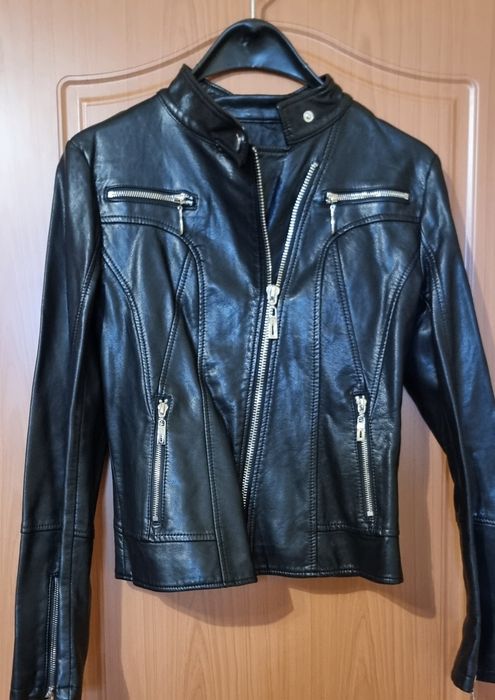 Дамско кожено яке