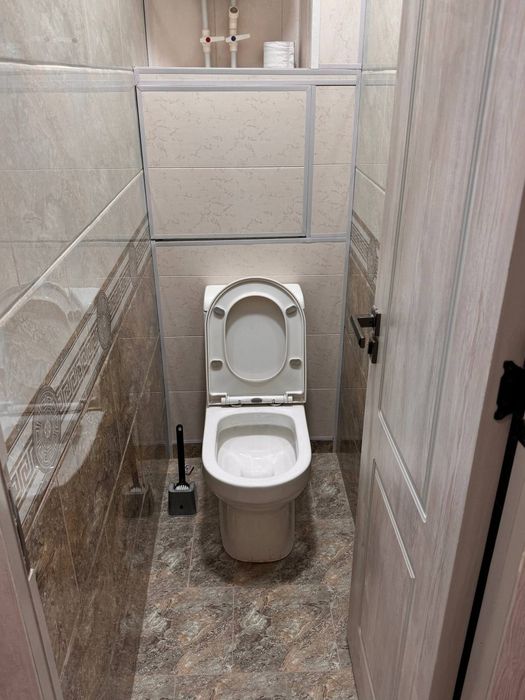 Продается трёхкомнатная квартира в восьмом микрорайоне