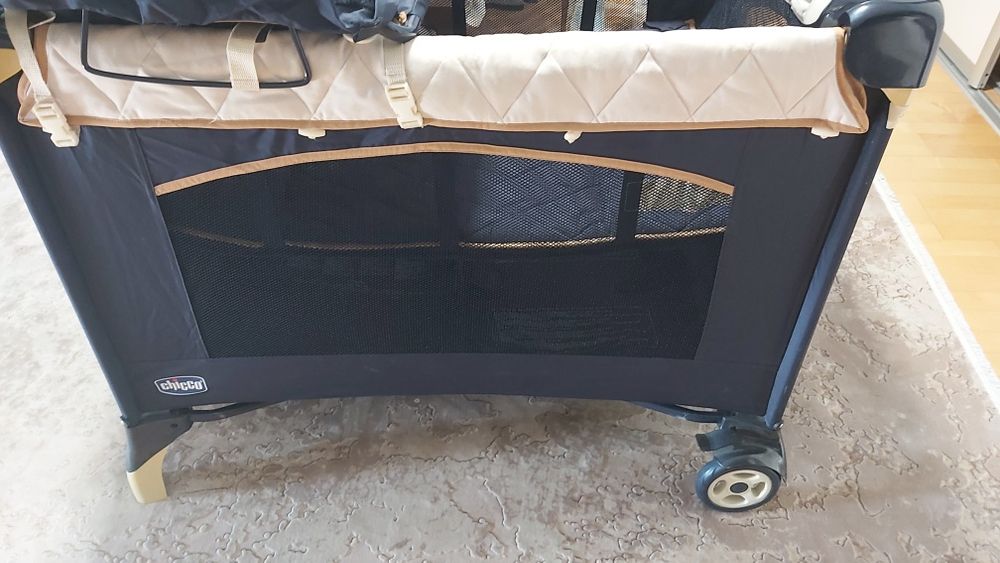 Patut pliabil Chicco