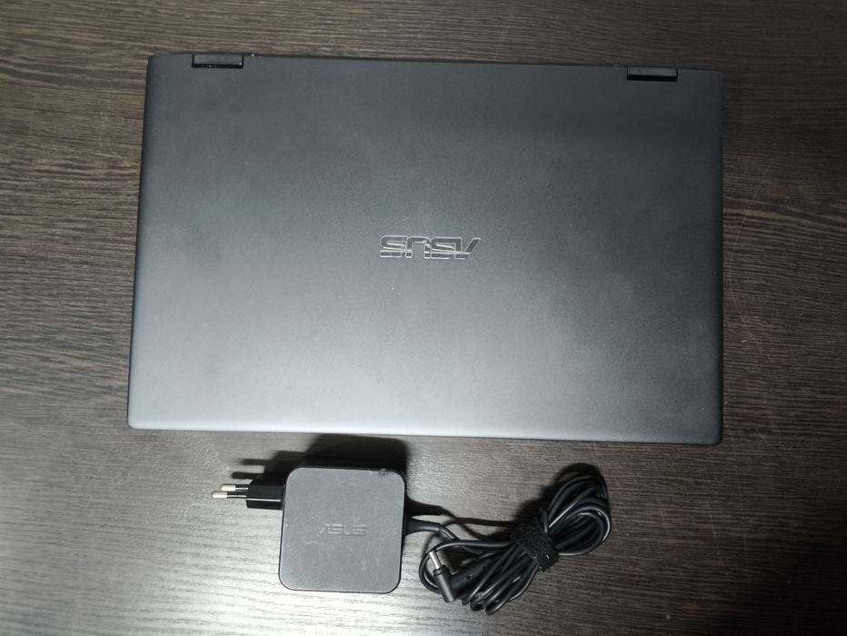 Asus Zenbook Flip 14 360 (i5/8Gb/256Gb)