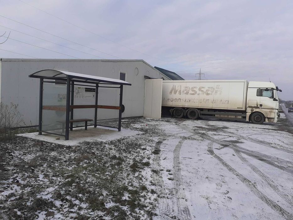 Inchiriez hala Vaslui