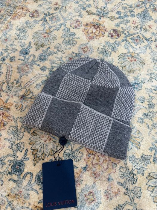 Louis Vuitton Caciula