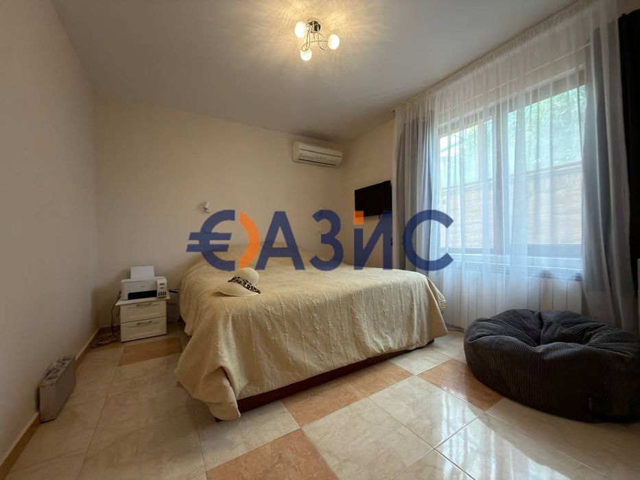 Апартамент с 3 спални в жилищна сграда, Свети Влас, България, 146 кв.