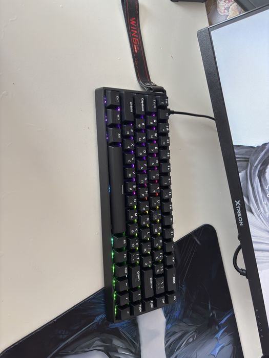 Aula win 68he клава