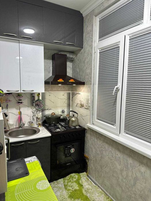 Продается квартира в Яшнабадском районе Авиасозлар-3. 2-х ком 1-этаж