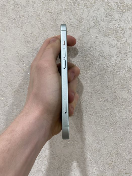 Iphone 15 в идеальном состоянии!