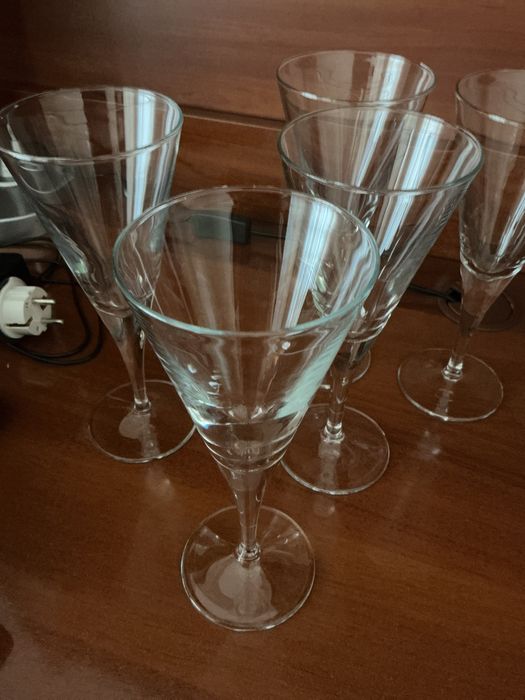 Отдам бокалы высшего качества