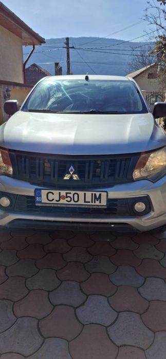 Vând Mitsubishi L200 din 2016  4×4 în stare bună