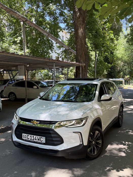 Tracker 2   Premer  Plus 2025 Top toza