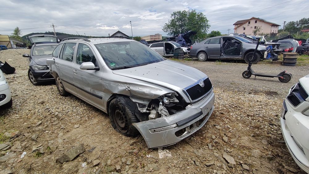 Piese motor Bls cutie kit ambreaj compresor ac ușa capota kit pornire modul abs chedere stop etrier kit pornire dpf geam scaune Skoda Octavia 2 1.9bls