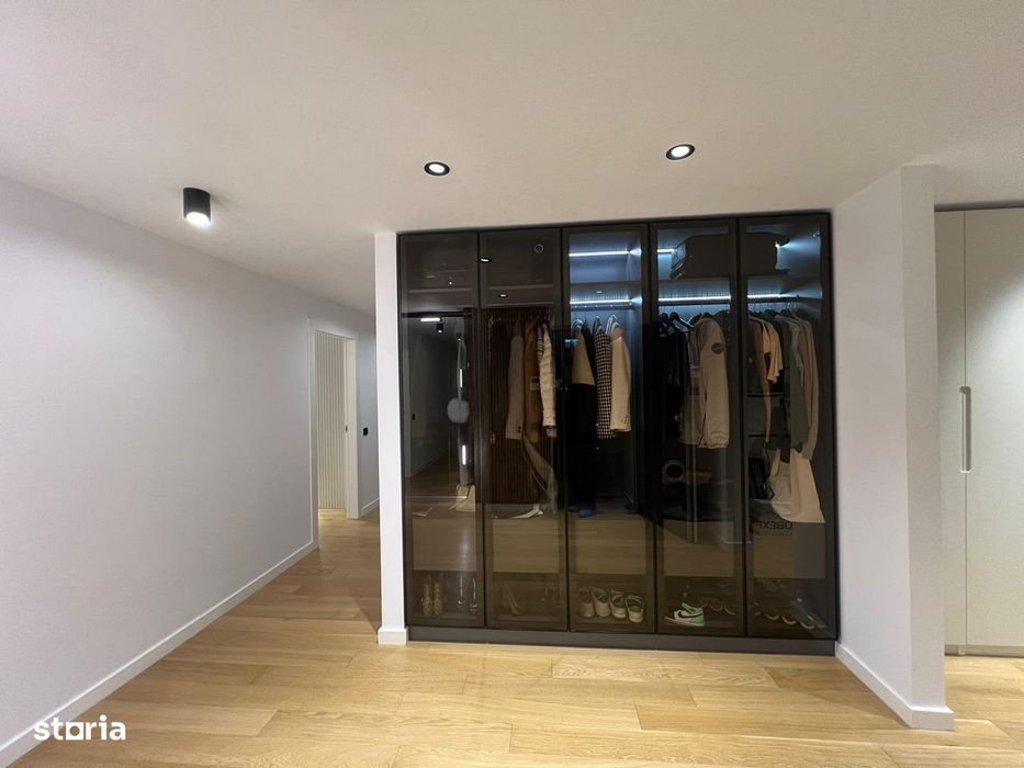 3 camere One Herastrau Towers
