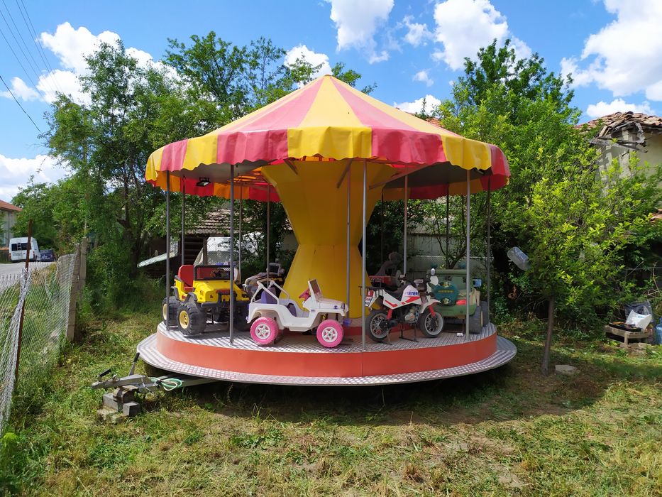 Детска въртележка детска въртележка