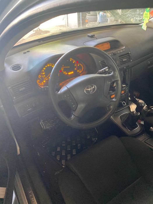 Toyota avensis бензин 1.8 129кс на части