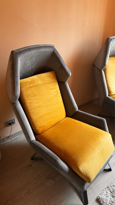 Vand 2 fotolii tip Jilth