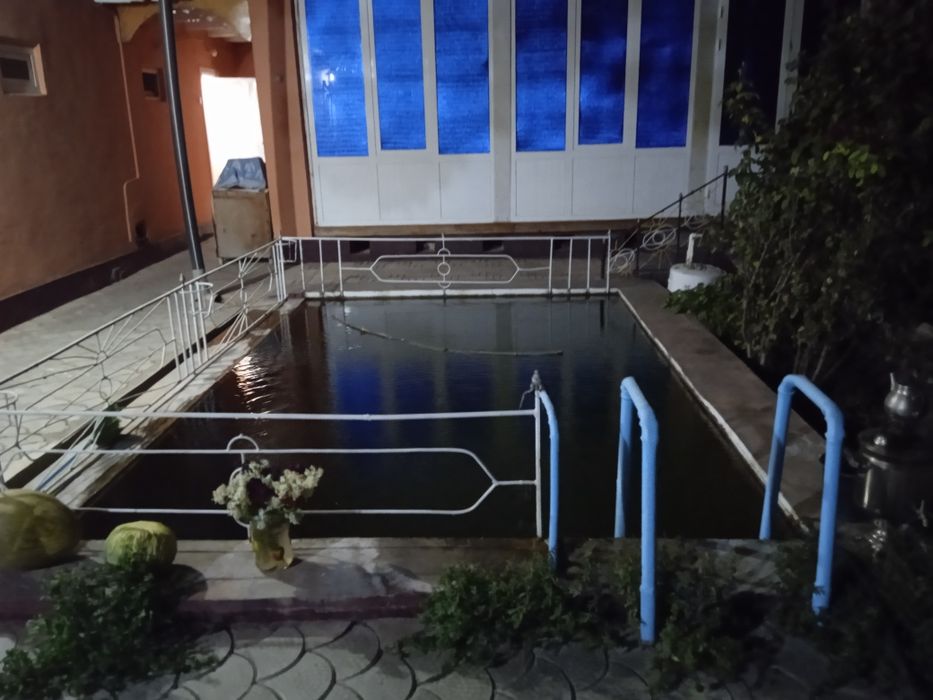 Шахар марказидан таййор ховли сотилади (Обмен бор)