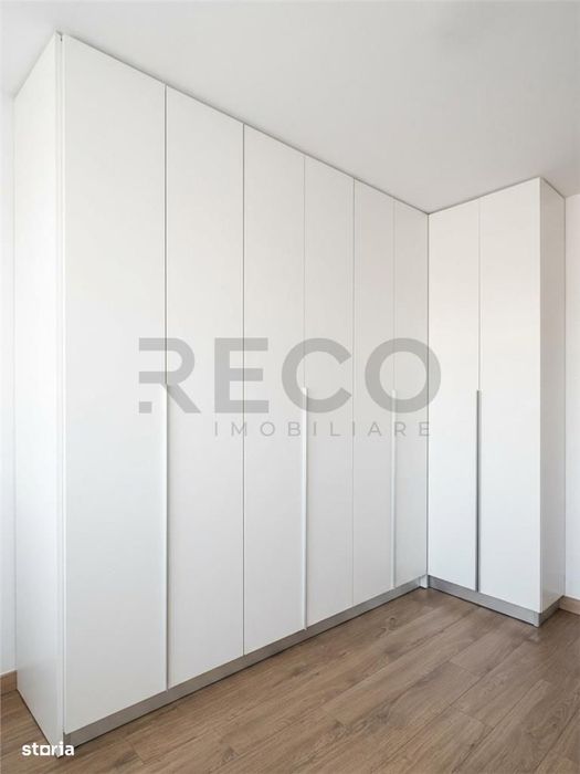 RECO Apartament 3 camere, zona Dacia, balcon, priveliste superba