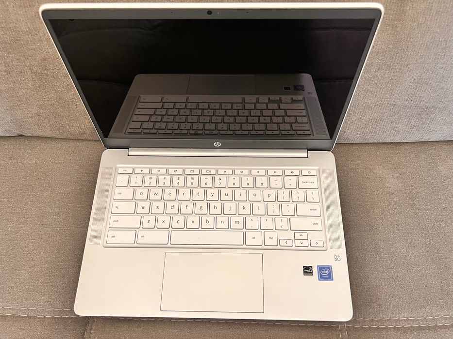 HP White Laptop Chromebook 14””