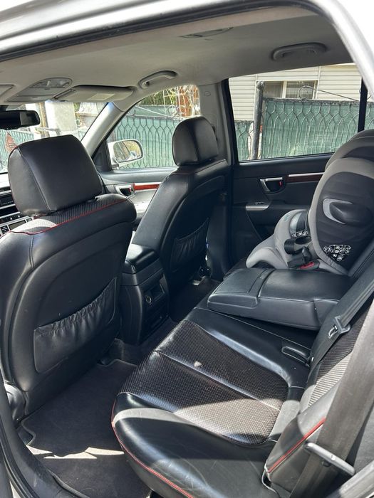 Продавам Хюндай Санта Фе