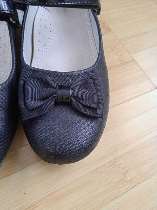 Детски обувки номер 35