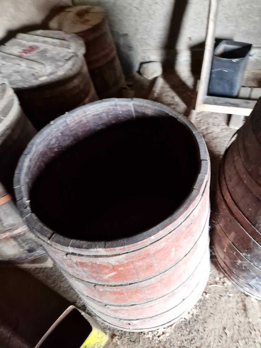 Бурета и каци, кашпи