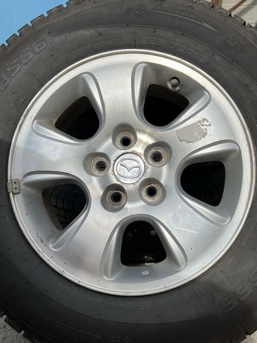 Зимние шины Bridgestone Blizzak B556 + литые диски