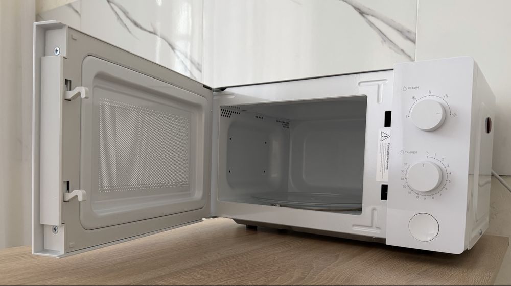 Продам Микроволновую печь Xiaomi