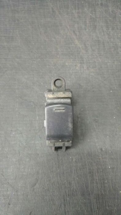 Buton geam electric dreapta spate nissan qashqai j10