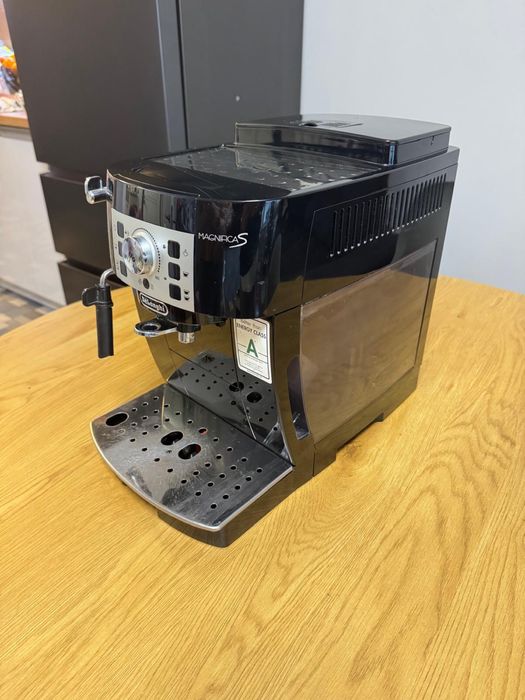 Кафеавтомат Delonghi Magnifica S